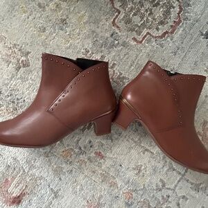 Ladies ankle boots